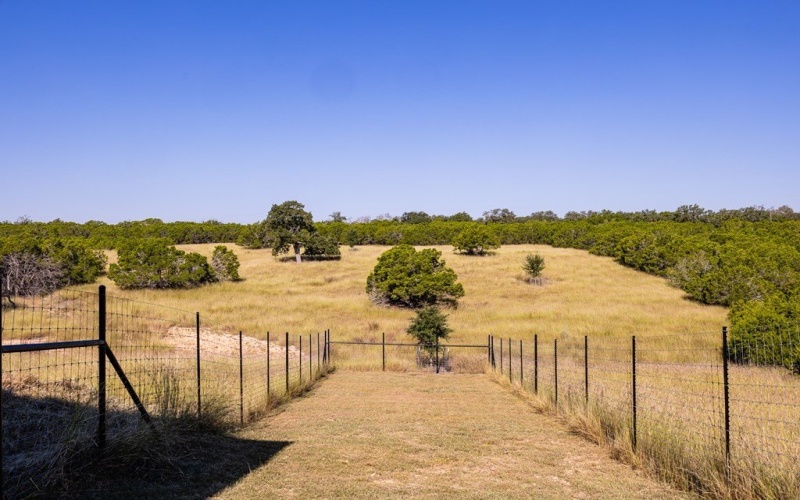 135 Lone Oak, Kerrville, TX 78028, 4 Bedrooms Bedrooms, ,3 BathroomsBathrooms,Residential,For Sale,135 Lone Oak,0,120477
