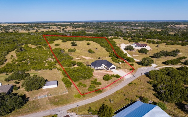135 Lone Oak, Kerrville, TX 78028, 4 Bedrooms Bedrooms, ,3 BathroomsBathrooms,Residential,For Sale,135 Lone Oak,0,120477