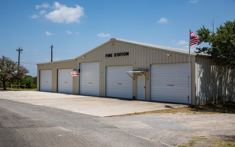 135 Lone Oak, Kerrville, TX 78028, 4 Bedrooms Bedrooms, ,3 BathroomsBathrooms,Residential,For Sale,135 Lone Oak,0,120477