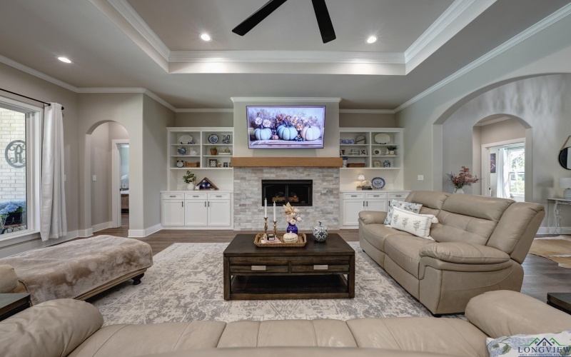 1529 Akin Rd., Texarkana, TX 75503, 4 Habitaciones Habitaciones , ,3 BañosBaños,Residential,En Venta,1529 Akin Rd.,0,20256750