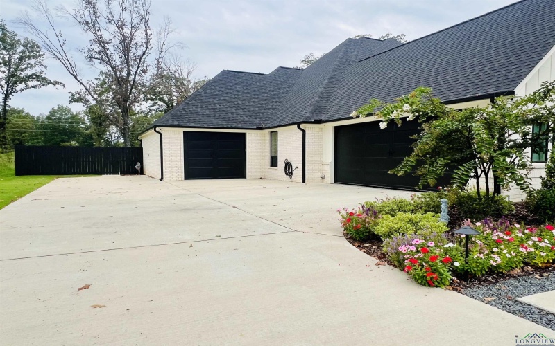 1529 Akin Rd., Texarkana, TX 75503, 4 Habitaciones Habitaciones , ,3 BañosBaños,Residential,En Venta,1529 Akin Rd.,0,20256750