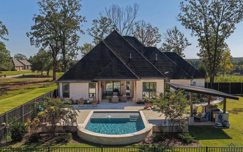 1529 Akin Rd., Texarkana, TX 75503, 4 Habitaciones Habitaciones , ,3 BañosBaños,Residential,En Venta,1529 Akin Rd.,0,20256750