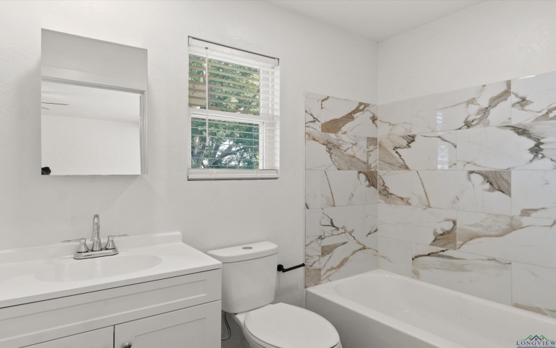 758 Machen, Gilmer, TX 75644, ,Residential Multi Family,For Sale,758 Machen,0,20256758