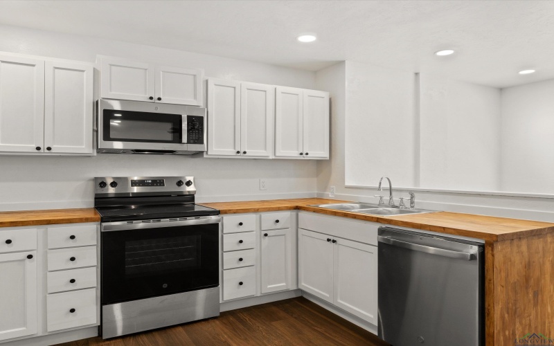 758 Machen, Gilmer, TX 75644, ,Residential Multi Family,For Sale,758 Machen,0,20256758