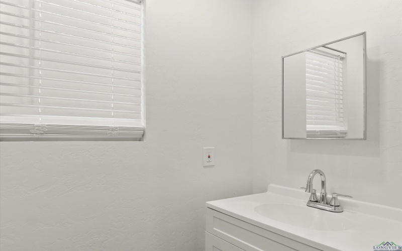 758 Machen, Gilmer, TX 75644, ,Residential Multi Family,For Sale,758 Machen,0,20256758