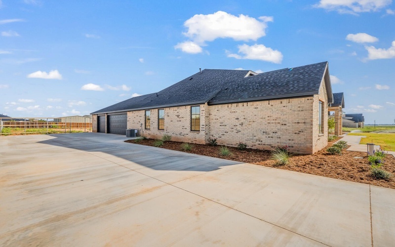4910 County Rd 7650, Lubbock, TX 79423, 4 Bedrooms Bedrooms, ,3 BathroomsBathrooms,Residential,For Sale,4910 County Rd 7650,0,202552360