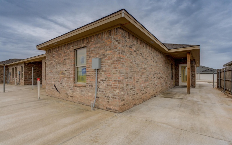 7009 40th Street, Lubbock, TX 79407, 2 Bedrooms Bedrooms, ,2 BathroomsBathrooms,Residential,For Sale,7009 40th Street,0,202561301