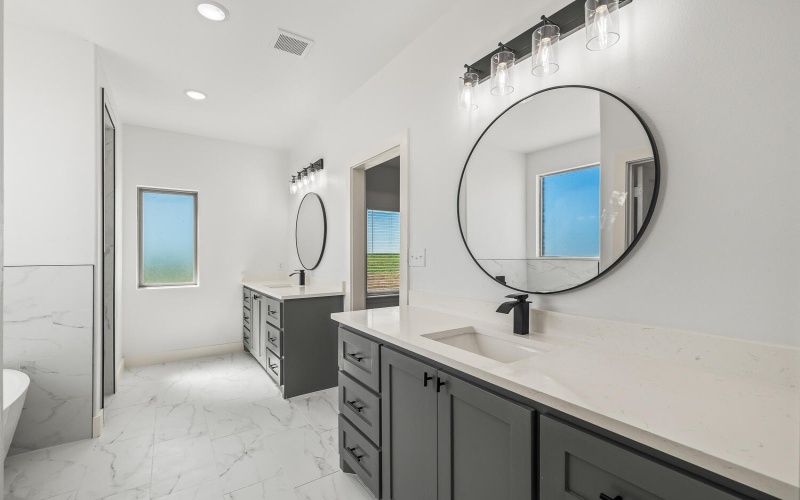 17614 C R 3100, Slaton, TX 79364, 3 Bedrooms Bedrooms, ,2 BathroomsBathrooms,Residential,For Sale,17614 C R 3100,0,202561303