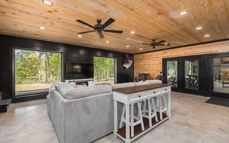 505 CR 3620, Joaquin, TX 75954, 3 Bedrooms Bedrooms, ,2 BathroomsBathrooms,Residential,For Sale,505 CR 3620,0,22501735