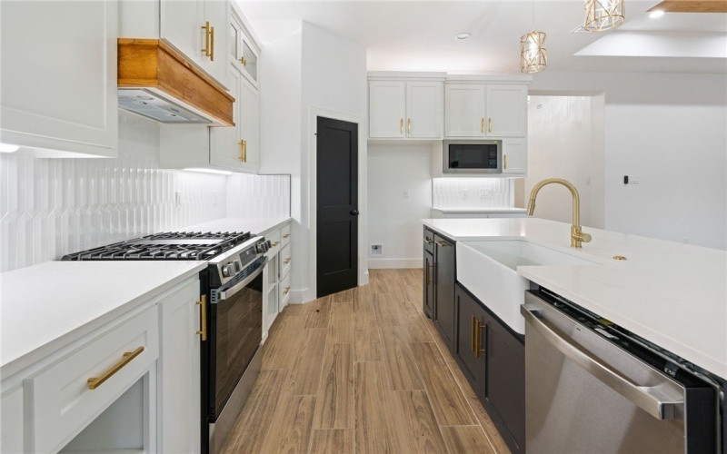 6650 La Salle Drive, Corpus Christi, TX 78414, 4 Habitaciones Habitaciones , ,2 BañosBaños,Residential,En Venta,6650 La Salle Drive,0,465704