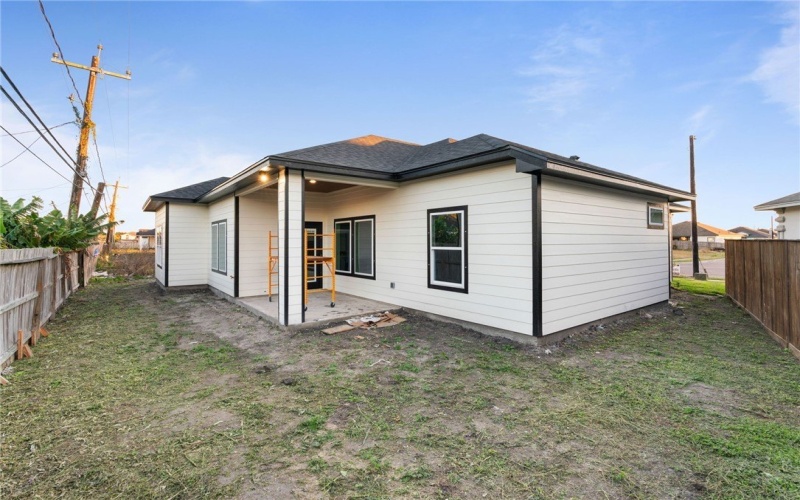 6650 La Salle Drive, Corpus Christi, TX 78414, 4 Habitaciones Habitaciones , ,2 BañosBaños,Residential,En Venta,6650 La Salle Drive,0,465704