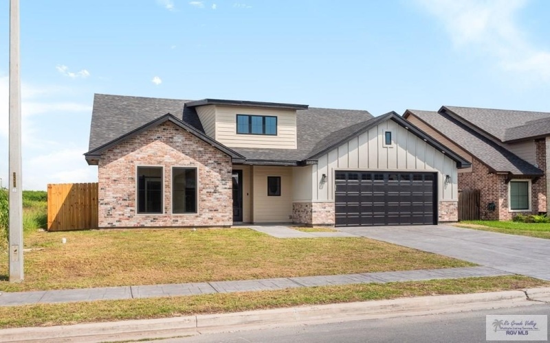 426 VALLE ALTO DR., LOS FRESNOS, TX 78566, 3 Bedrooms Bedrooms, ,2 BathroomsBathrooms,Residential,For Sale,426 VALLE ALTO DR.,0,29768958
