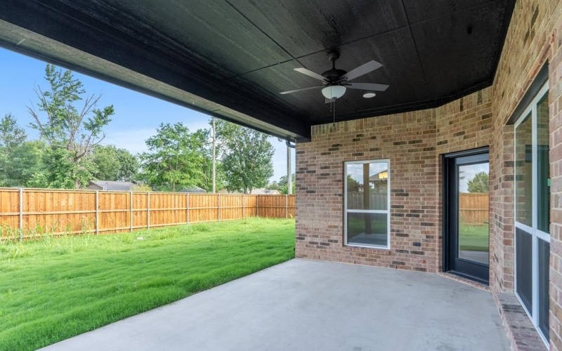 717 Cobblestone Cir, Mabank, TX 75147, 4 Bedrooms Bedrooms, ,2 BathroomsBathrooms,Residential,For Sale,717 Cobblestone Cir,0,109729