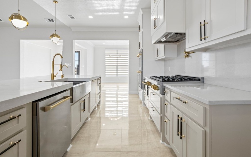 4703 N County Rd 1154, Midland, TX 79705, 5 Bedrooms Bedrooms, ,5 BathroomsBathrooms,Residential,For Sale,4703 N County Rd 1154,0,50085732