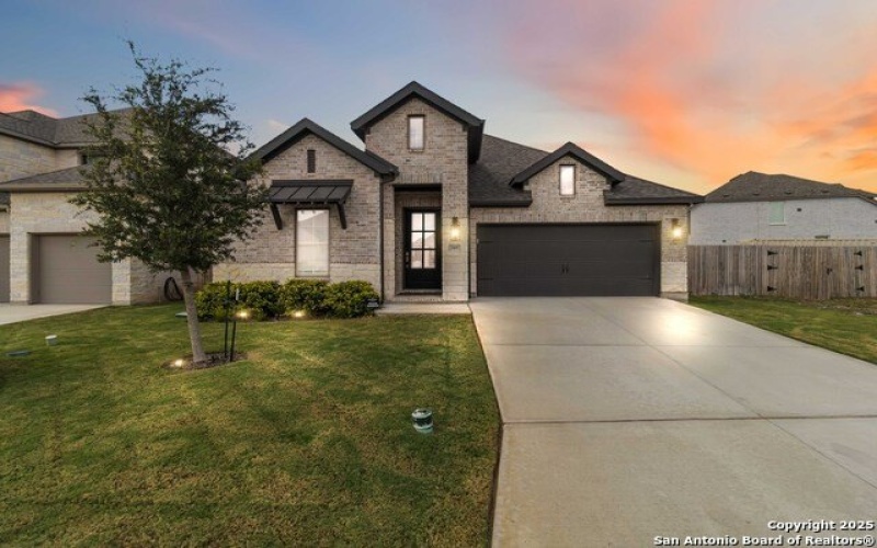 149 Red Oak, Castroville, TX 78009, 4 Habitaciones Habitaciones , ,3 BañosBaños,Residential,En Venta,149 Red Oak,0,1912052
