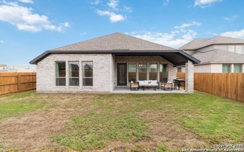 149 Red Oak, Castroville, TX 78009, 4 Habitaciones Habitaciones , ,3 BañosBaños,Residential,En Venta,149 Red Oak,0,1912052
