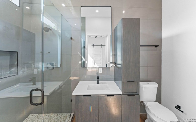 108 Vine St #103, San Antonio, TX 78210, 2 Bedrooms Bedrooms, ,2 BathroomsBathrooms,Residential,For Sale,108 Vine St #103,0,1912205