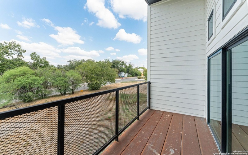 108 Vine St #103, San Antonio, TX 78210, 2 Bedrooms Bedrooms, ,2 BathroomsBathrooms,Residential,For Sale,108 Vine St #103,0,1912205