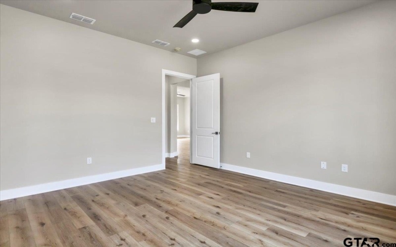 997 Mallard Dr, Lindale, TX 75771, 4 Bedrooms Bedrooms, ,2 BathroomsBathrooms,Residential,For Sale,997 Mallard Dr,0,25014720