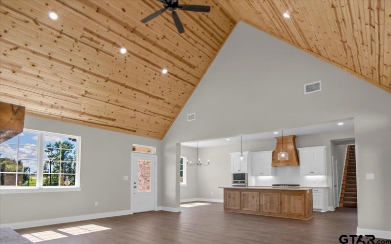 1001 Mallard, Lindale, TX 75771, 4 Bedrooms Bedrooms, ,2 BathroomsBathrooms,Residential,For Sale,1001 Mallard,0,25014721