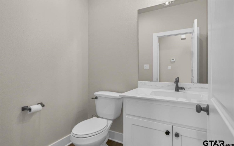 1001 Mallard, Lindale, TX 75771, 4 Bedrooms Bedrooms, ,2 BathroomsBathrooms,Residential,For Sale,1001 Mallard,0,25014721