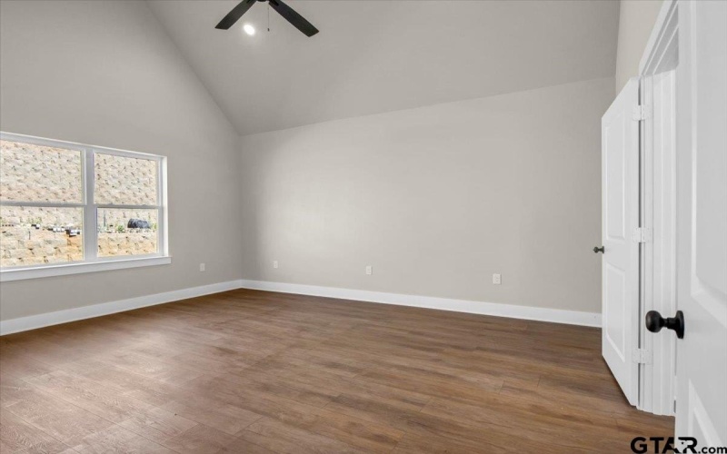 1001 Mallard, Lindale, TX 75771, 4 Bedrooms Bedrooms, ,2 BathroomsBathrooms,Residential,For Sale,1001 Mallard,0,25014721