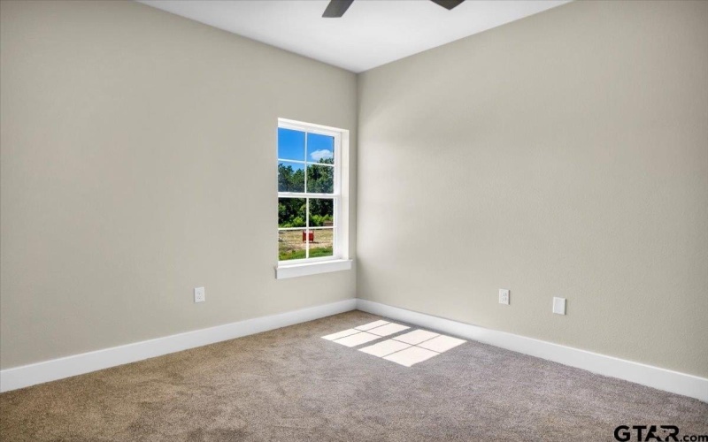 1001 Mallard, Lindale, TX 75771, 4 Bedrooms Bedrooms, ,2 BathroomsBathrooms,Residential,For Sale,1001 Mallard,0,25014721