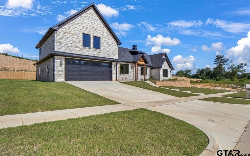 1001 Mallard, Lindale, TX 75771, 4 Bedrooms Bedrooms, ,2 BathroomsBathrooms,Residential,For Sale,1001 Mallard,0,25014721
