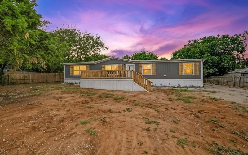1221 Marie Street, Joshua, TX 76058, 4 Bedrooms Bedrooms, ,2 BathroomsBathrooms,Residential,For Sale,1221 Marie Street,0,21019078