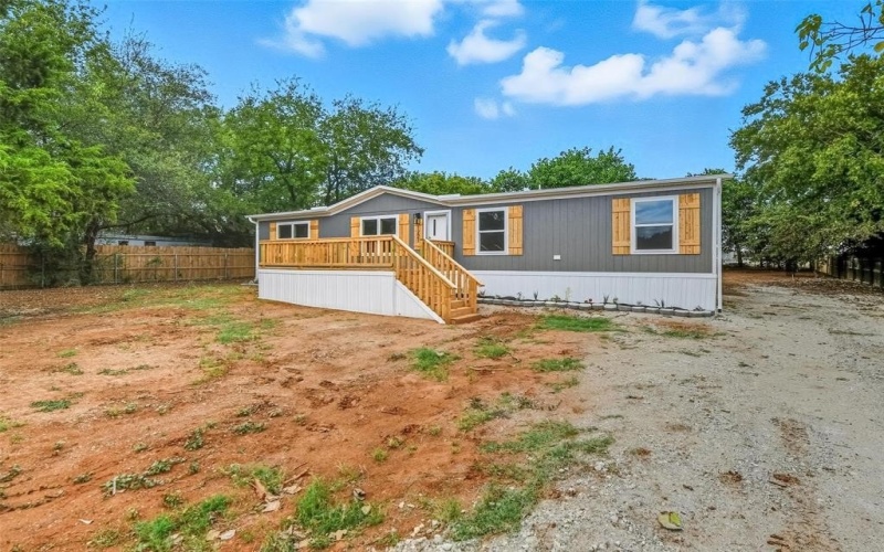 1221 Marie Street, Joshua, TX 76058, 4 Bedrooms Bedrooms, ,2 BathroomsBathrooms,Residential,For Sale,1221 Marie Street,0,21019078