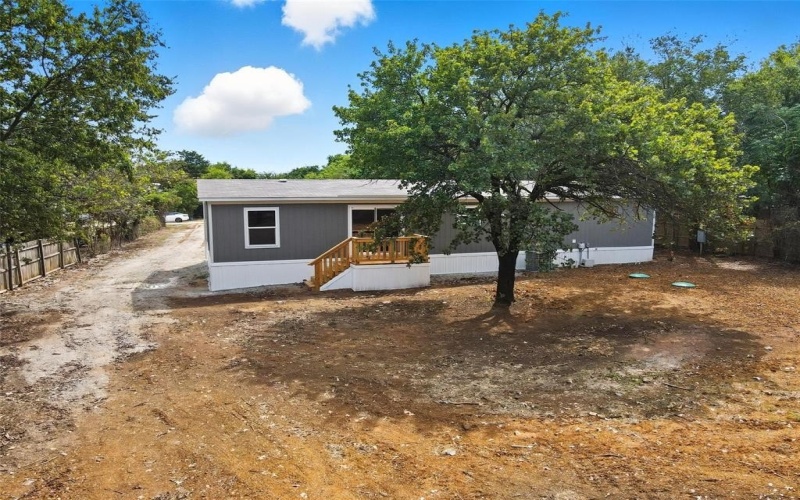 1221 Marie Street, Joshua, TX 76058, 4 Bedrooms Bedrooms, ,2 BathroomsBathrooms,Residential,For Sale,1221 Marie Street,0,21019078