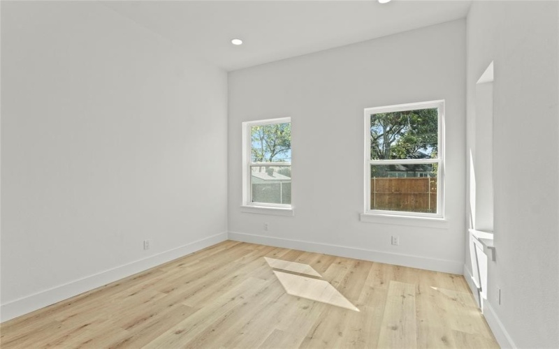 848 W Canty Street, Dallas, TX 75208, 3 Habitaciones Habitaciones , ,2 BañosBaños,Residential,En Venta,848 W Canty Street,0,21020422