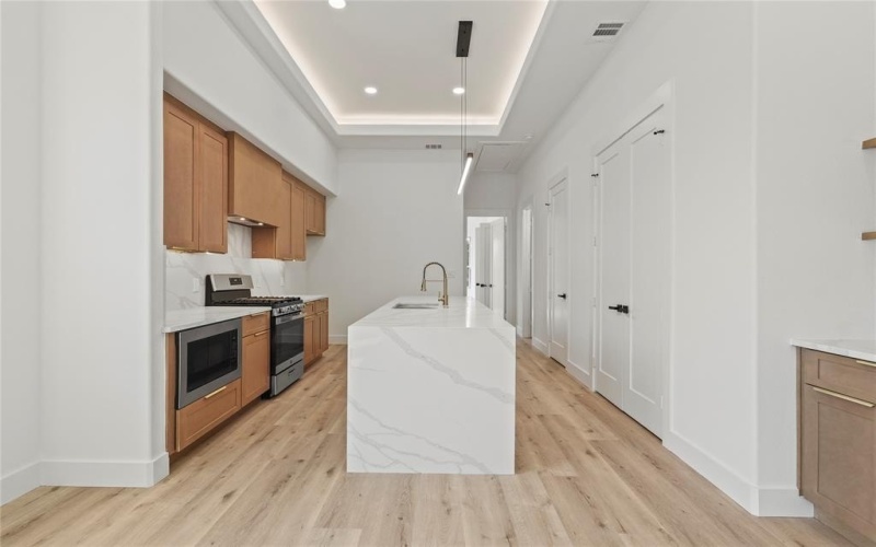 848 W Canty Street, Dallas, TX 75208, 3 Habitaciones Habitaciones , ,2 BañosBaños,Residential,En Venta,848 W Canty Street,0,21020422