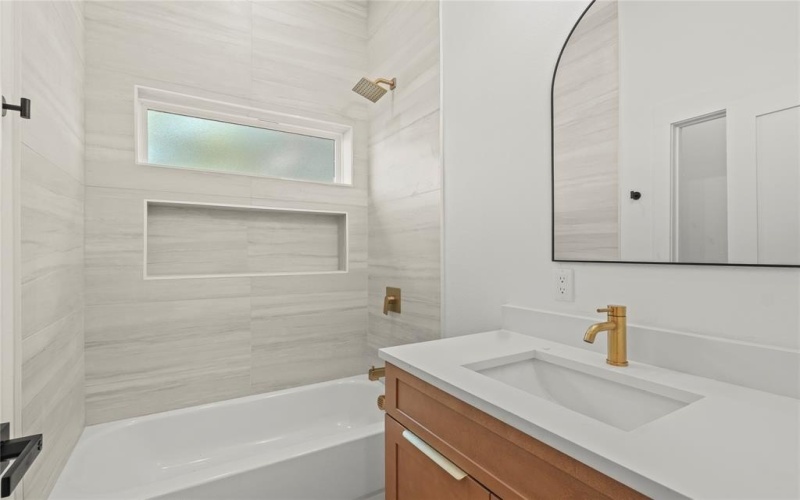 850 W Canty Street, Dallas, TX 75208, 3 Habitaciones Habitaciones , ,2 BañosBaños,Residential,En Venta,850 W Canty Street,0,21022592