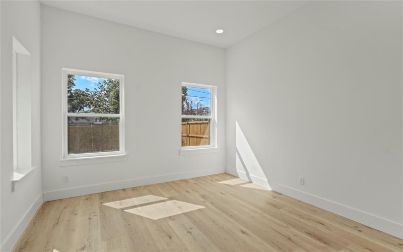 850 W Canty Street, Dallas, TX 75208, 3 Habitaciones Habitaciones , ,2 BañosBaños,Residential,En Venta,850 W Canty Street,0,21022592