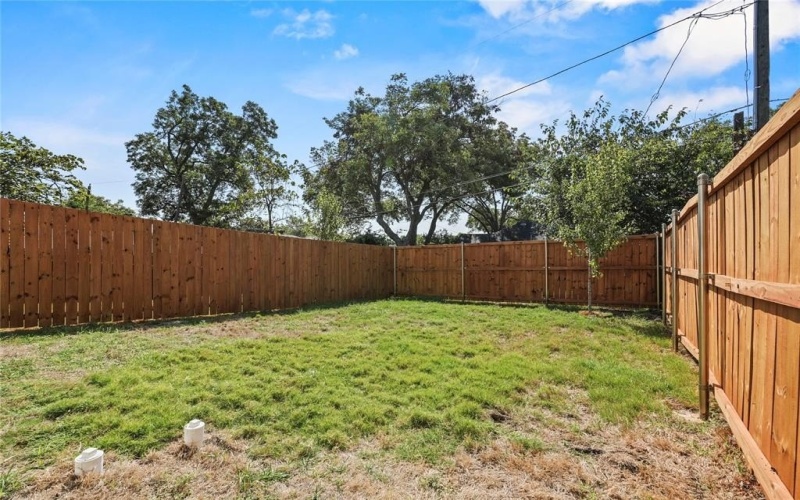 850 W Canty Street, Dallas, TX 75208, 3 Habitaciones Habitaciones , ,2 BañosBaños,Residential,En Venta,850 W Canty Street,0,21022592