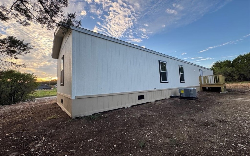 2225 Woodview Trail, Granbury, TX 76048, 3 Bedrooms Bedrooms, ,2 BathroomsBathrooms,Residential,For Sale,2225 Woodview Trail,0,21045277