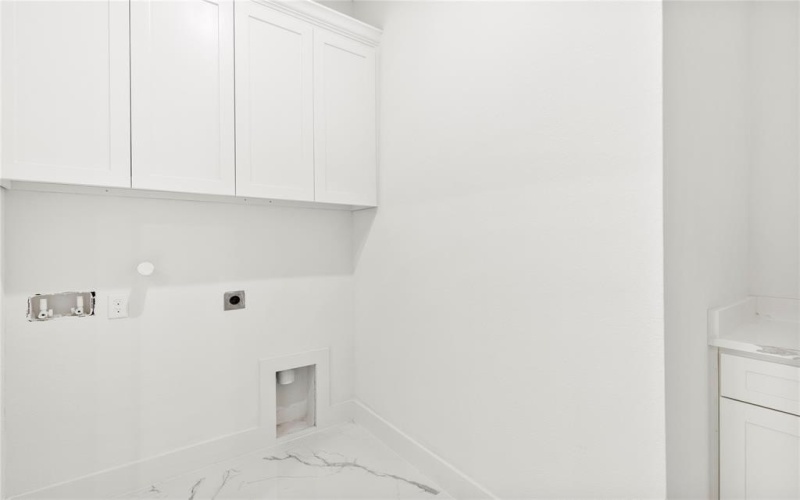 10434 Vinemont Street, Dallas, TX 75218, 4 Bedrooms Bedrooms, ,6 BathroomsBathrooms,Residential,For Sale,10434 Vinemont Street,0,21068387