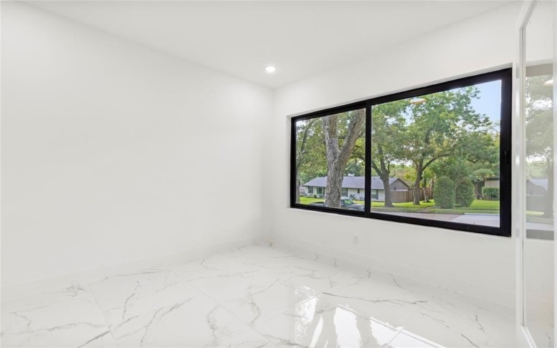 10434 Vinemont Street, Dallas, TX 75218, 4 Bedrooms Bedrooms, ,6 BathroomsBathrooms,Residential,For Sale,10434 Vinemont Street,0,21068387