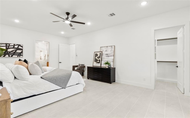 10434 Vinemont Street, Dallas, TX 75218, 4 Bedrooms Bedrooms, ,6 BathroomsBathrooms,Residential,For Sale,10434 Vinemont Street,0,21068387