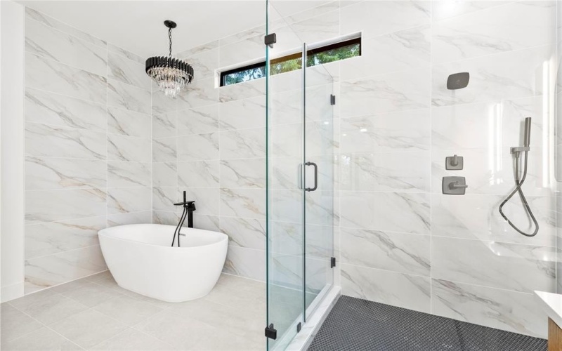 10434 Vinemont Street, Dallas, TX 75218, 4 Bedrooms Bedrooms, ,6 BathroomsBathrooms,Residential,For Sale,10434 Vinemont Street,0,21068387