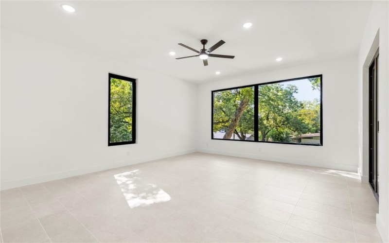 10434 Vinemont Street, Dallas, TX 75218, 4 Bedrooms Bedrooms, ,6 BathroomsBathrooms,Residential,For Sale,10434 Vinemont Street,0,21068387