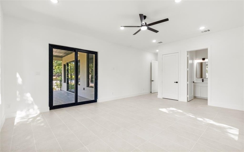 10434 Vinemont Street, Dallas, TX 75218, 4 Bedrooms Bedrooms, ,6 BathroomsBathrooms,Residential,For Sale,10434 Vinemont Street,0,21068387