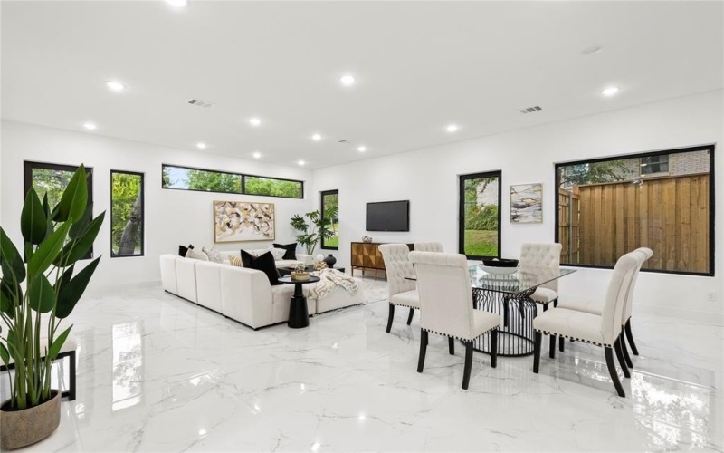 10434 Vinemont Street, Dallas, TX 75218, 4 Bedrooms Bedrooms, ,6 BathroomsBathrooms,Residential,For Sale,10434 Vinemont Street,0,21068387