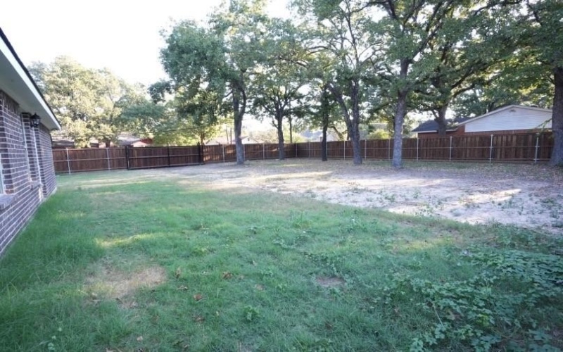 1022 Cheyenne Road, Dallas, TX 75217, 3 Bedrooms Bedrooms, ,2 BathroomsBathrooms,Residential,For Sale,1022 Cheyenne Road,0,21071626