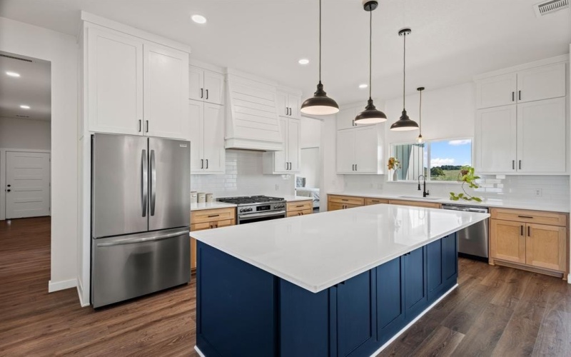 3084 FM 933 Street, Whitney, TX 76692, 3 Bedrooms Bedrooms, ,2 BathroomsBathrooms,Residential,For Sale,3084 FM 933 Street,0,21073577