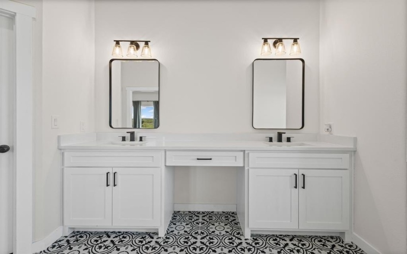 3084 FM 933 Street, Whitney, TX 76692, 3 Bedrooms Bedrooms, ,2 BathroomsBathrooms,Residential,For Sale,3084 FM 933 Street,0,21073577