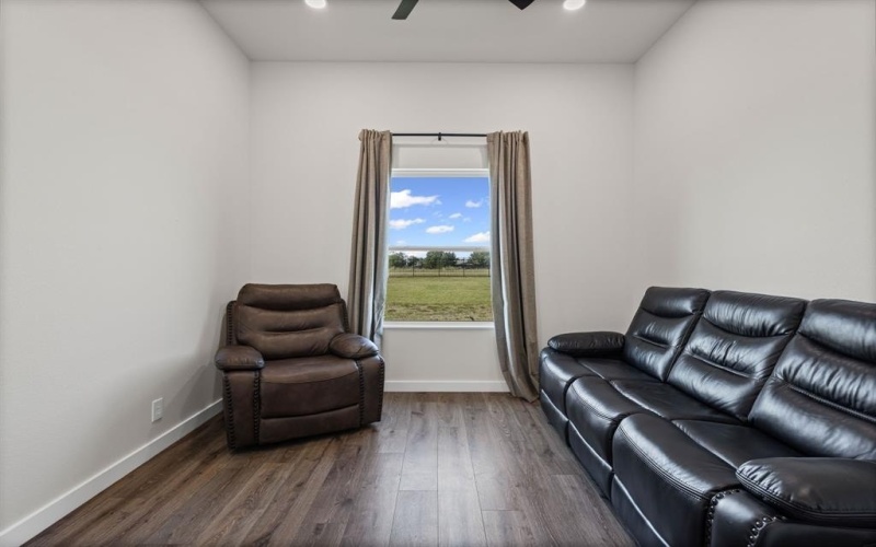 3084 FM 933 Street, Whitney, TX 76692, 3 Bedrooms Bedrooms, ,2 BathroomsBathrooms,Residential,For Sale,3084 FM 933 Street,0,21073577