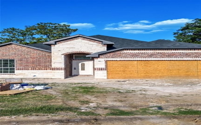 4218 Easter Avenue, Dallas, TX 75216, 4 Bedrooms Bedrooms, ,2 BathroomsBathrooms,Residential,For Sale,4218 Easter Avenue,0,21073621