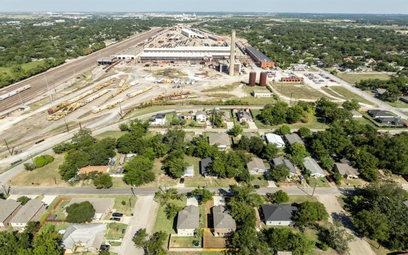 204 Robbins Street, Cleburne, TX 76031, 3 Habitaciones Habitaciones , ,2 BañosBaños,Residential,En Venta,204 Robbins Street,0,21074173